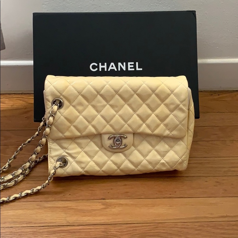 Authentic Chanel sideway classic flab collection